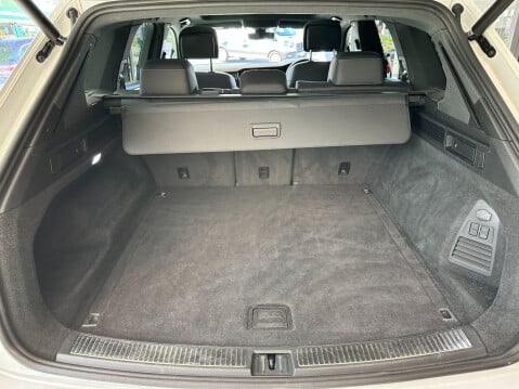 Volkswagen Touareg 3.0 TDI V6 Black Edition Tiptronic 4Motion Auto 15