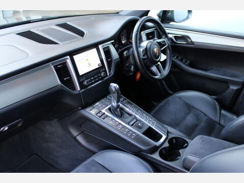 Porsche Macan 3.0T V6 GTS PDK 4WD 5dr 13