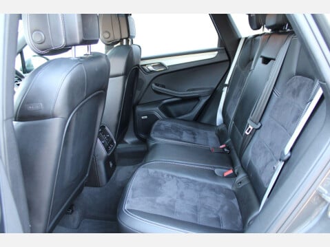 Porsche Macan 3.0T V6 GTS PDK 4WD 5dr 15
