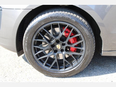 Porsche Macan 3.0T V6 GTS PDK 4WD 5dr 40