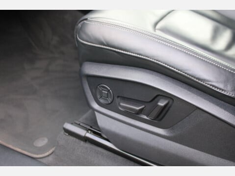 Audi Q7 3.0 TDI V6 50 Black Edition Tiptronic quattro MHEV 11