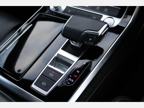 Audi Q7 3.0 TDI V6 50 Black Edition Tiptronic quattro MHEV 34