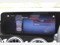 Mercedes-Benz GLB GLB220d AMG Line Premium Plus 8G-DCT 4MATIC 32