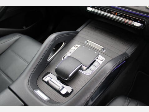 Mercedes-Benz GLE 2.9 GLE400d AMG Line Premium Plus G-Tronic 4MATIC 25