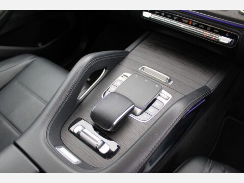 Mercedes-Benz GLE 2.9 GLE400d AMG Line Premium Plus G-Tronic 4MATIC 25