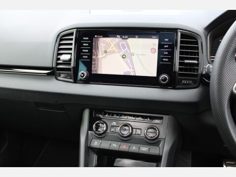 Skoda Karoq 1.5 TSI ACT SportLine DSG Euro 6 5dr 23