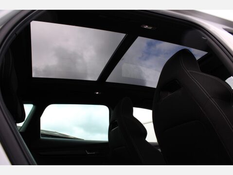 Skoda Karoq 1.5 TSI ACT SportLine DSG Euro 6 5dr 16