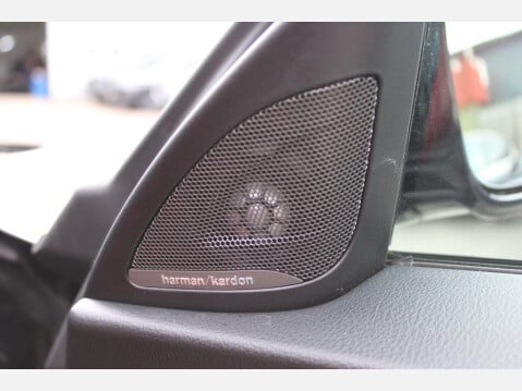 BMW 2 Series 3.0 M240i Euro 6 (s/s) 2dr Manual 4