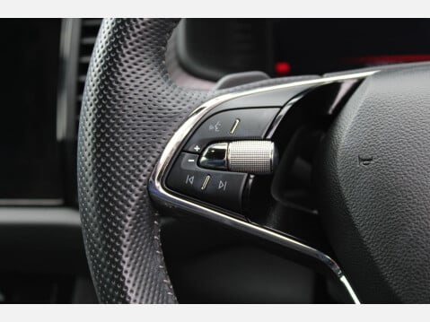 Skoda Kodiaq 1.5 TSI ACT SportLine DSG Euro 6 5dr (7 Seat) 19