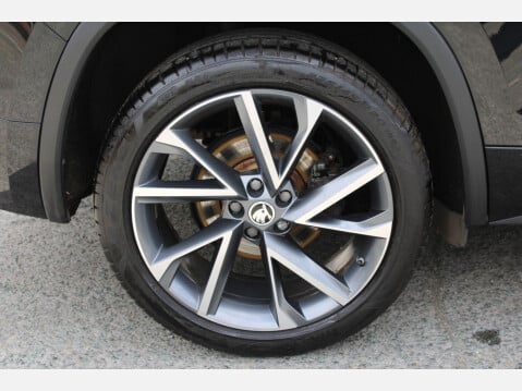 Skoda Kodiaq 1.5 TSI ACT SportLine DSG Euro 6 5dr (7 Seat) 32