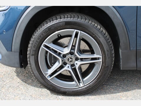 Mercedes-Benz GLB 2.0 GLB220d AMG Line Premium Plus SUV 5dr 8G-DCT 4MATIC [7-Seat] 36