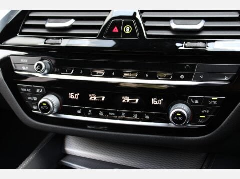 BMW 5 Series 3.0 530d M Sport Auto Euro 6 4dr 28