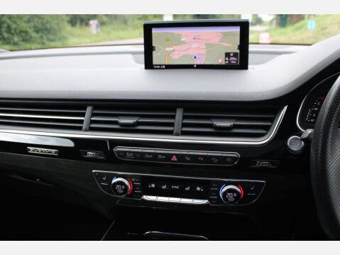 Audi Q7 3.0 TDI V6 50 Black Edition Tiptronic quattro Euro 6 (s/s) 5dr 32