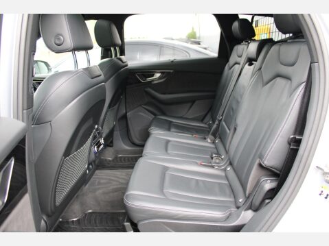 Audi Q7 3.0 TDI V6 50 Black Edition Tiptronic quattro Euro 6 (s/s) 5dr 13