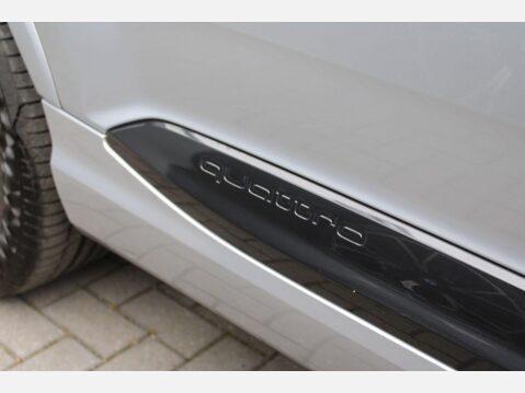 Audi Q7 3.0 TDI V6 50 Black Edition Tiptronic quattro Euro 6 (s/s) 5dr 19