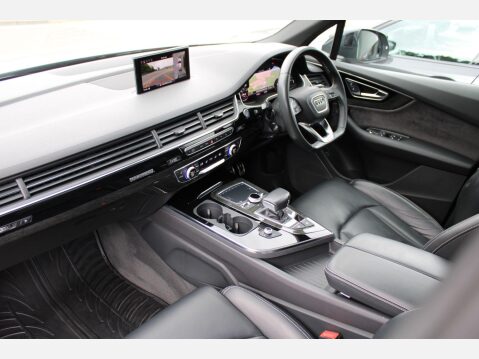 Audi Q7 3.0 TDI V6 50 Black Edition Tiptronic quattro Euro 6 (s/s) 5dr 12