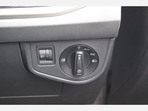 Volkswagen Polo SE TSI 19