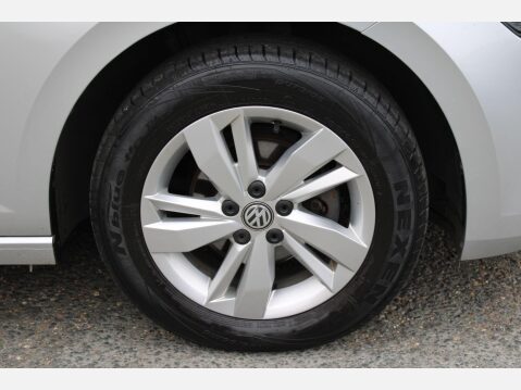 Volkswagen Polo SE TSI 29