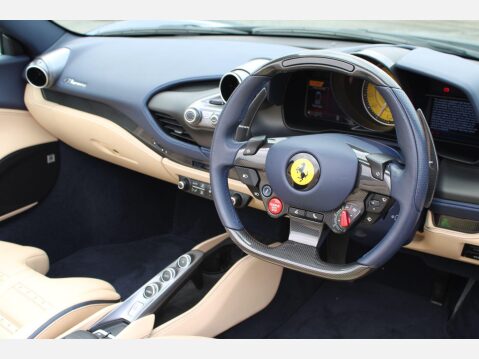 Ferrari F8 Spider 3.9T V8 F1 DCT 20