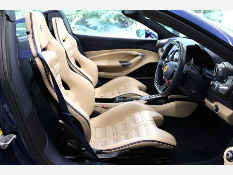 Ferrari F8 Spider 3.9T V8 F1 DCT 30