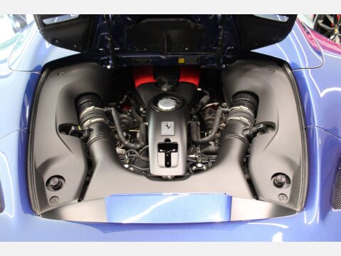 Ferrari F8 Spider 3.9T V8 F1 DCT 50