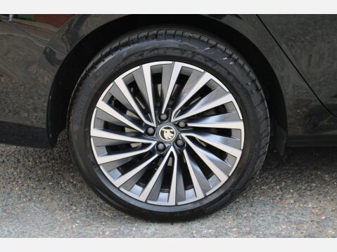 Skoda Superb Laurin and Klement 2.0 TDI 193 4x4 DSG 50