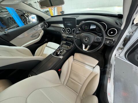 Mercedes-Benz C Class 2.0 C350e 6.4kWh Sport (Premium Plus) G-Tronic+ Euro 6 (s/s) 5dr 18in Alloy 43
