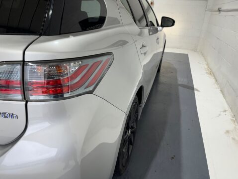 Lexus CT 1.8 200h SE-L CVT Euro 5 (s/s) 5dr 26