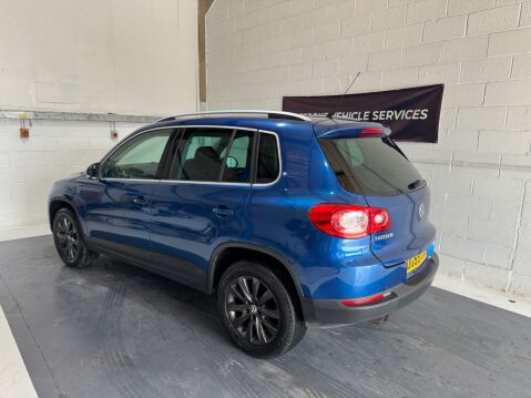 Volkswagen Tiguan 2.0 TDI SE Auto 4WD Euro 5 5dr 8