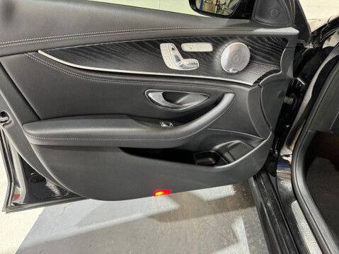 Mercedes-Benz E Class 2.0 E220d AMG Line (Premium Plus) G-Tronic+ 4MATIC Euro 6 (s/s) 5dr 22