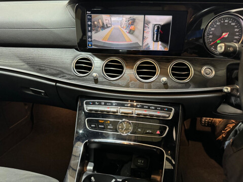 Mercedes-Benz E Class 2.0 E220d AMG Line (Premium Plus) G-Tronic+ 4MATIC Euro 6 (s/s) 5dr 34