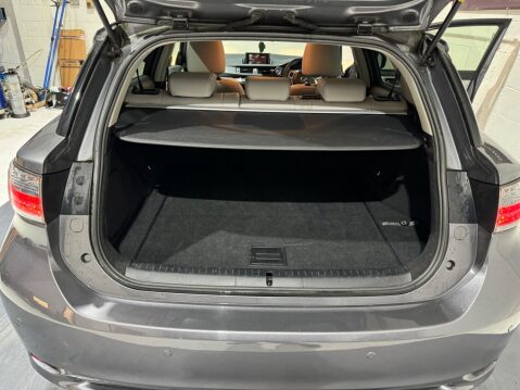 Lexus CT 1.8 200h SE-L CVT Euro 5 (s/s) 5dr 24