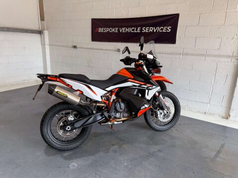 KTM Adventure 0.9 890 Adventure R 4