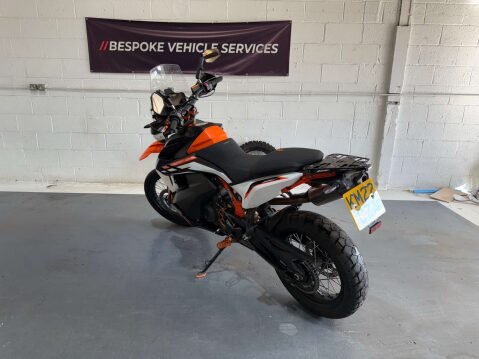 KTM Adventure 0.9 890 Adventure R 5