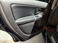 Volvo XC90 2.4 XC90 SE Luxury D5 AWD Auto 4WD 5dr 32