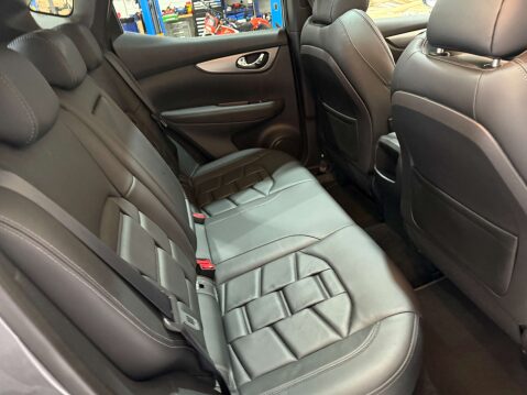 Nissan Qashqai 1.3 Qashqai Tekna+ DiG-T Semi-Auto 5dr 27
