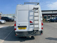 Renault Master 2.3 dCi 35 Business+ FWD MWB Medium Roof Euro 6 4dr 3