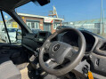 Renault Master 2.3 dCi 35 Business+ FWD MWB Medium Roof Euro 6 4dr 9