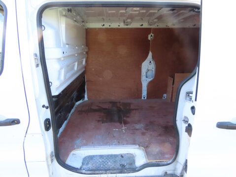 Vauxhall Vivaro 1.6 CDTi 2900 Sportive L2 H1 Euro 5 5dr 9