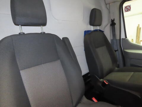 Ford Transit 2.0 350 EcoBlue FWD L2 H3 Euro 6 5dr 6