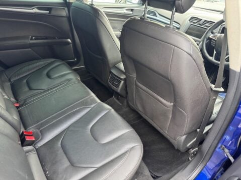 Ford Mondeo 1.5 TDCi ECOnetic Titanium Euro 6 (s/s) 5dr 17