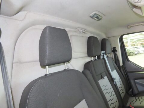 Ford Transit Custom 2.2 TDCi 290 Limited L2 H1 5dr 8