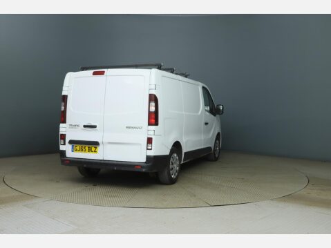 Renault Trafic 1.6 dCi 27 Business+ SWB Standard Roof Euro 5 5dr 4