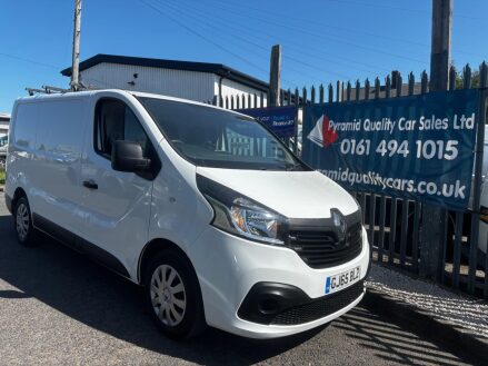 Renault Trafic 1.6 dCi 27 Business+ SWB Standard Roof Euro 5 5dr