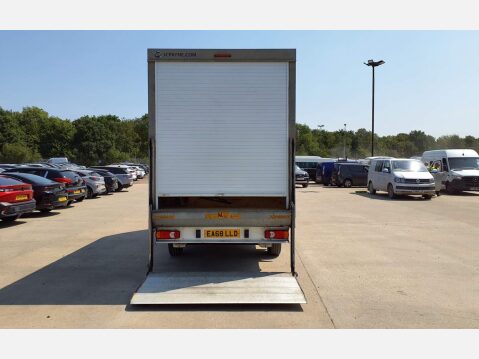 Peugeot Boxer 2.0 BlueHDi 335 Built for Business L3 Euro 6 3dr 7