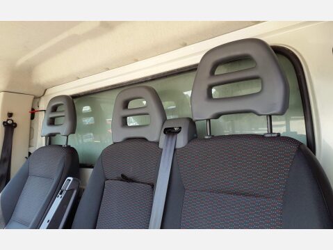 Peugeot Boxer 2.0 BlueHDi 335 Built for Business L3 Euro 6 3dr 9