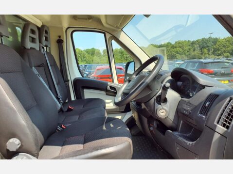 Peugeot Boxer 2.0 BlueHDi 335 Built for Business L3 Euro 6 3dr 10