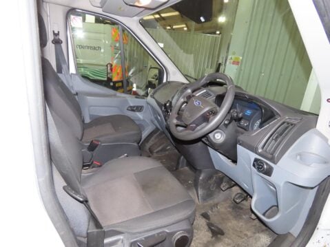 Ford Transit 2.0 350 EcoBlue FWD L2 H3 Euro 6 5dr 10