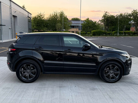 Land Rover Range Rover Evoque 2.0 Range Rover Evoque Landmark TD4 Auto 4WD 5dr 9