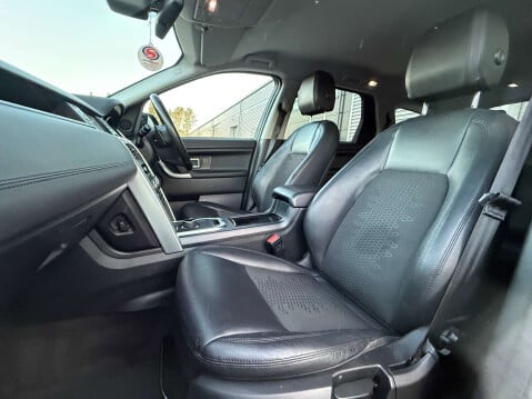 Land Rover Discovery Sport 2.0 Discovery Sport SE Tech TD4 Auto 4WD 5dr 41